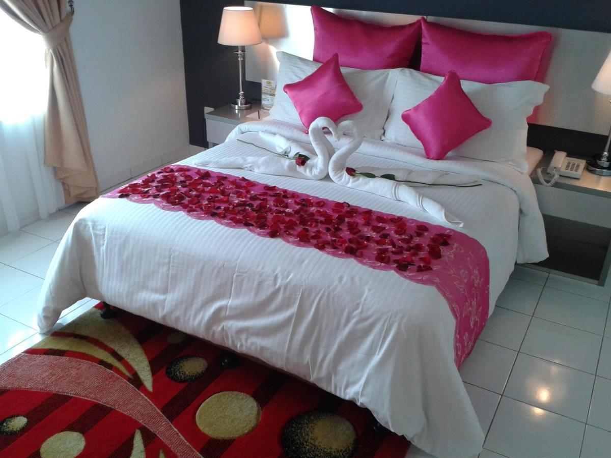 Klana Beach Resort Порт-Диксон Экстерьер фото