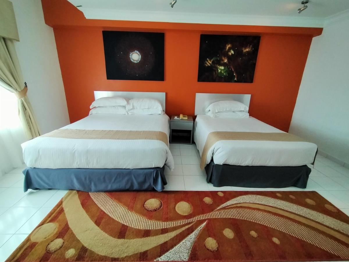 Klana Beach Resort Порт-Диксон Экстерьер фото